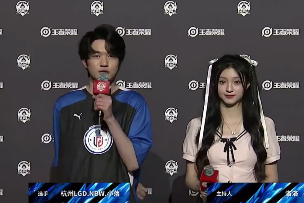 在激烈的足 在激烈的足