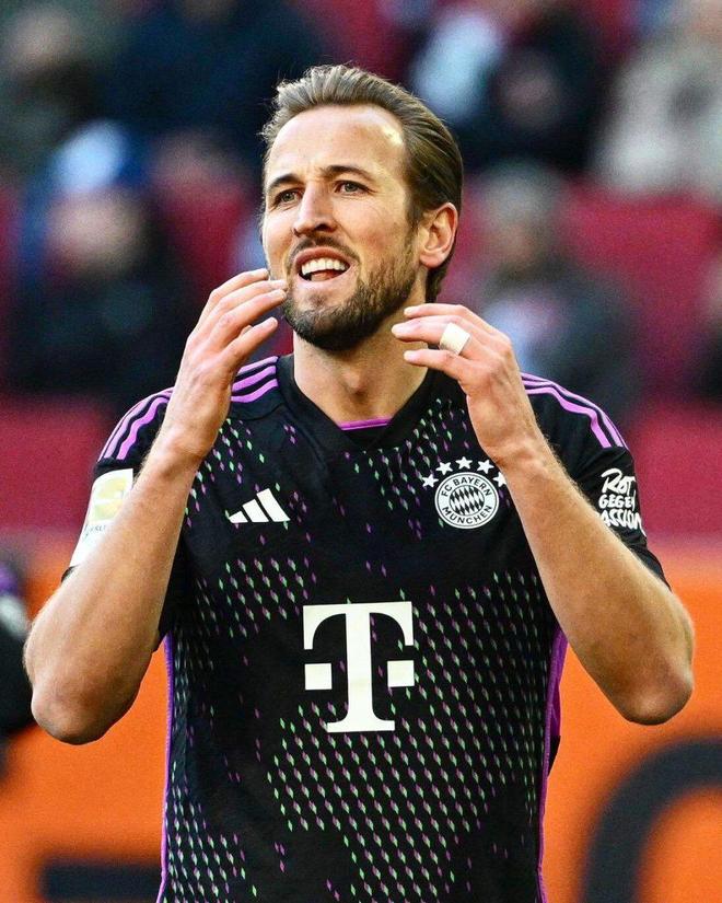 季联赛中 季联赛中